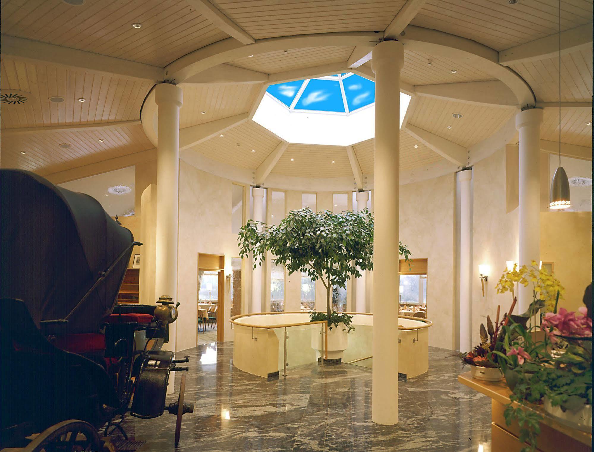 Seehotel Luisenhof Falkenhagen  Esterno foto
