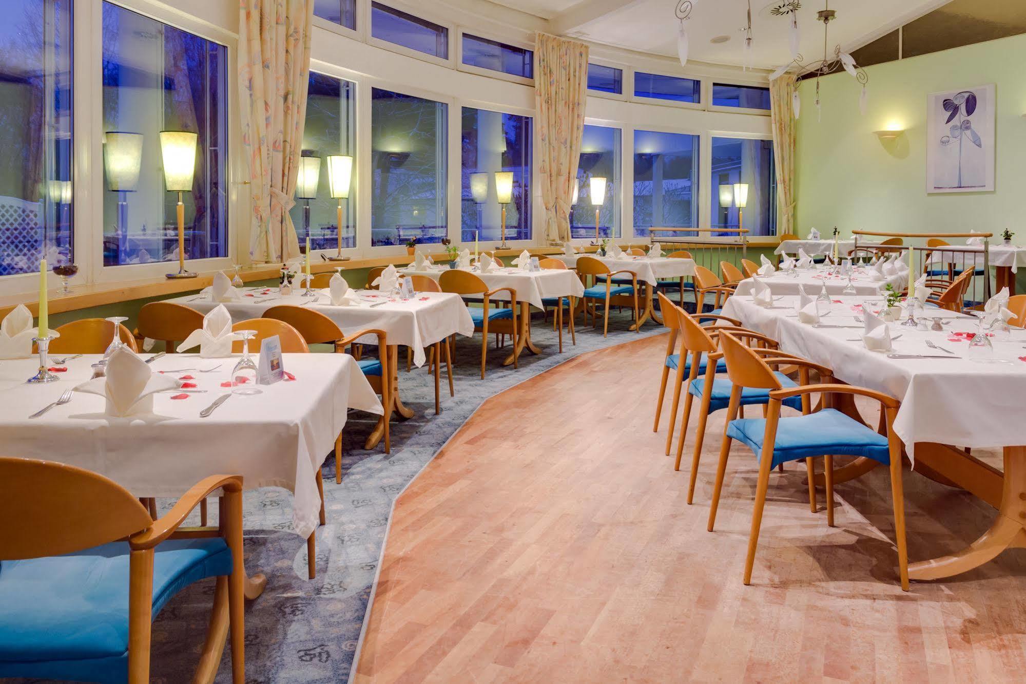 Seehotel Luisenhof Falkenhagen  Esterno foto