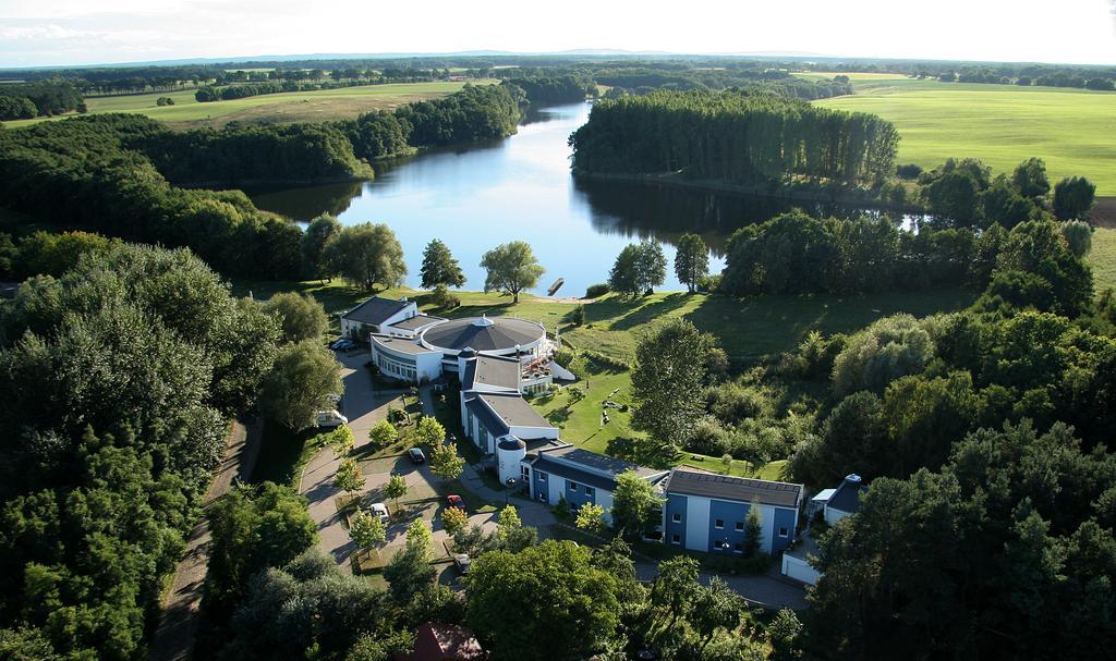 Seehotel Luisenhof Falkenhagen  Esterno foto